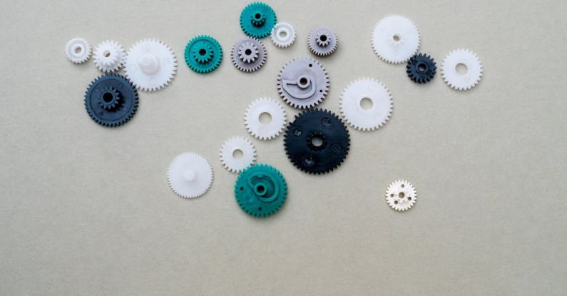 Pieces - Assorted-color Plastic Gear Lot